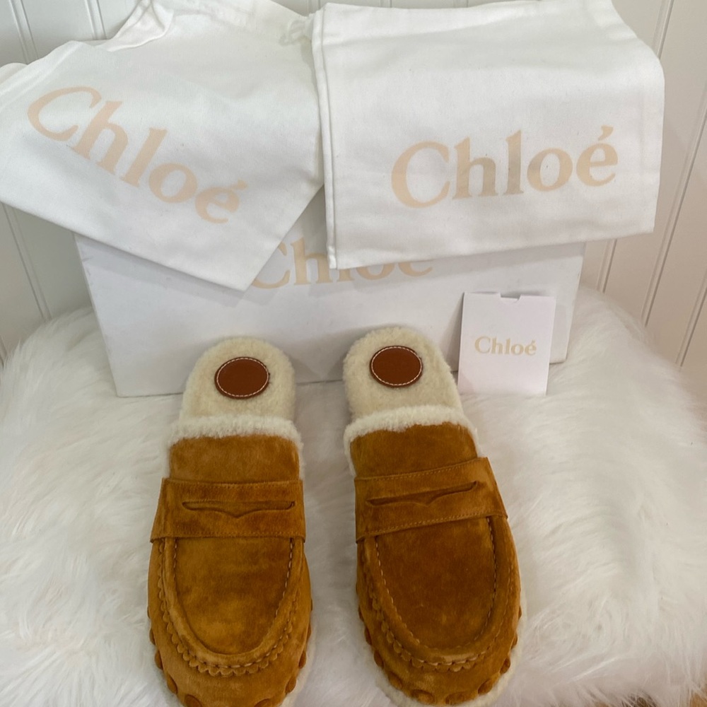 Authentic Chloe clogs suede lamb skin and shearling. Box and dust bag included